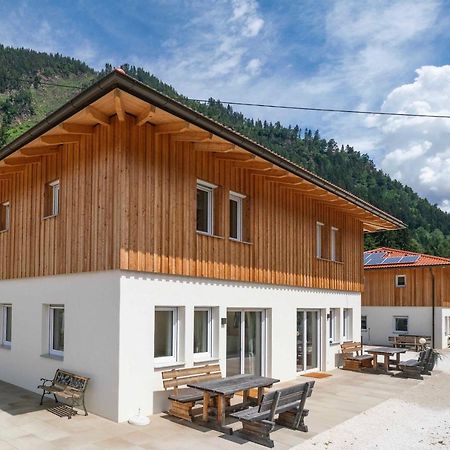 1Schoenes Ferienhaus Im Sonnigen Kaernten Döbriach Extérieur photo