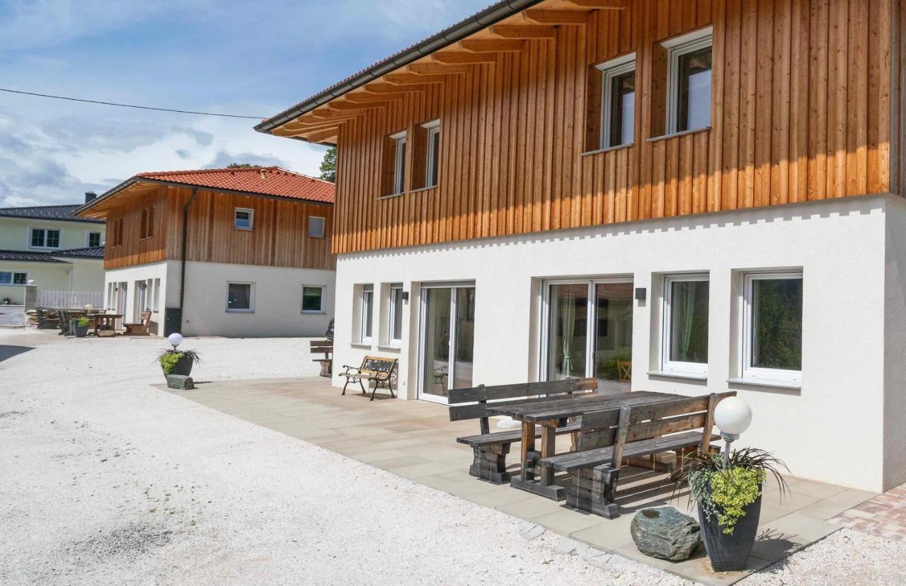 1Schoenes Ferienhaus Im Sonnigen Kaernten Döbriach Extérieur photo