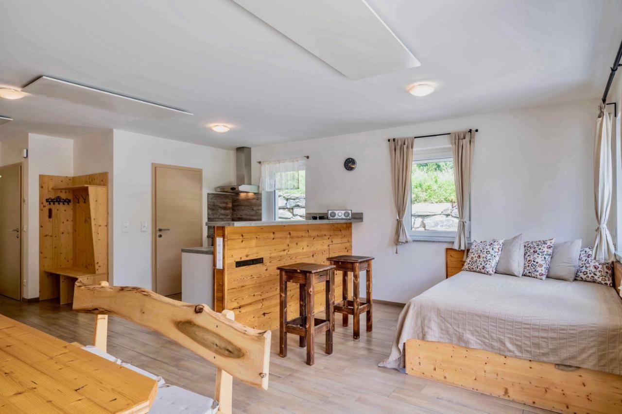 1Schoenes Ferienhaus Im Sonnigen Kaernten Döbriach Extérieur photo